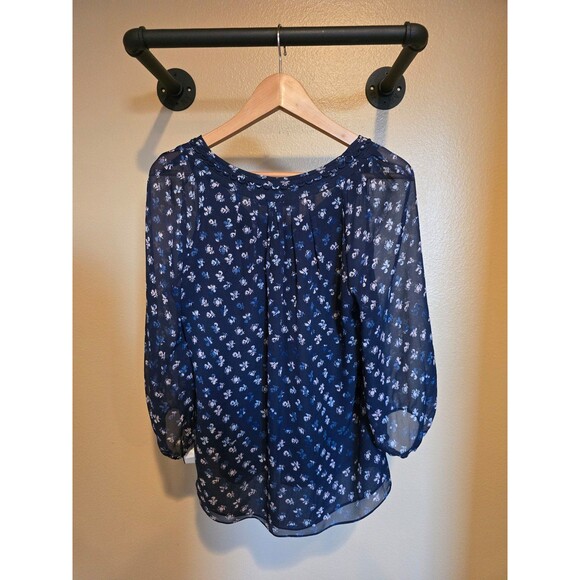 Diane von Furstenberg women's size small 100% silk floral blouse - Picture 6 of 8